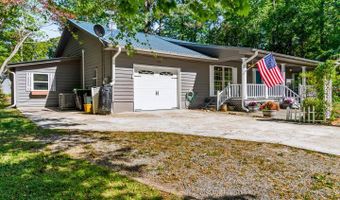 519 Country Club Dr W, Arapahoe, NC 28510