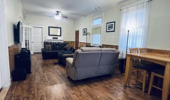 18 Madison St, Beattyville, KY 41311