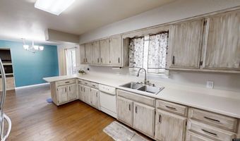 2040 W 41st St, Casper, WY 82604