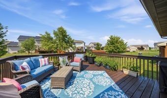 319 31st St SW, Altoona, IA 50009