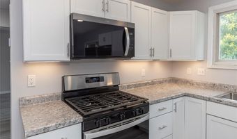 2266 Starling Airport Rd, Arnold, MO 63010