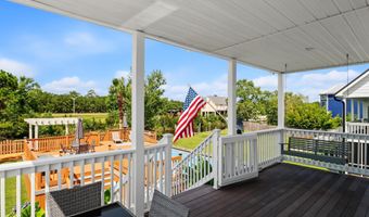 5148 Atlantis Dr, Bay St. Louis, MS 39520