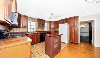 2301 MOUNT EPHRAIM Rd, Adamstown, MD 21710