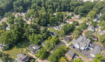 521 Trowbridge St, Allegan, MI 49010