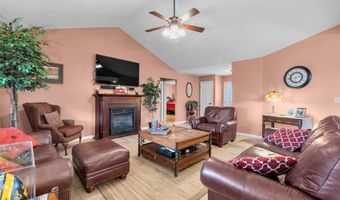 102 Woodland, Anna, IL 62906