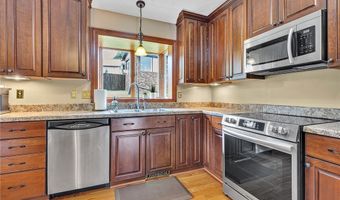 101 Paula Dr, Aliquippa, PA 15001
