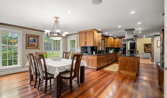 56 Oak Dr, Bedford, NH 03110