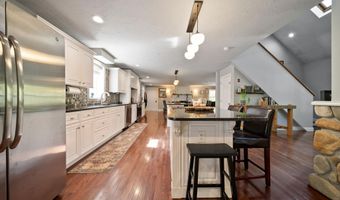 69 Heather Cir, Auburn, NH 03032