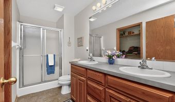 842 Lindsay Ct SW, Altoona, IA 50009