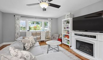34 Forest St, Bristol, CT 06062