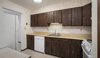 148 Cumberland Park Ct E, Ballwin, MO 63011