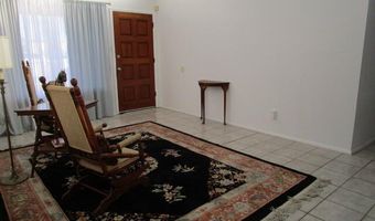 1009 Dakota St NE, Albuquerque, NM 87110