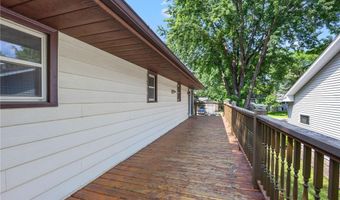 135 Knollwood St W, Annandale, MN 55302
