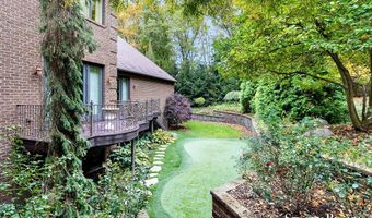 7750 Silverthorn Dr SE, Ada, MI 49301