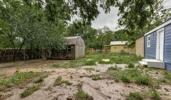 707 W Lamar St, Alvord, TX 76225