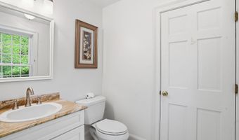 16 Storybrook Ln, Amherst, NH 03031