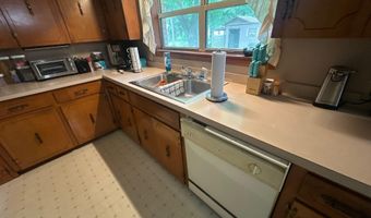 1104 W Center St, Beebe, AR 72012