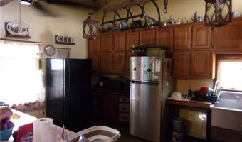 823 E Harden St, Altus, AR 72821