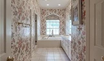 6724 TENNYSON OAKS Ln, Alexandria, LA 71301