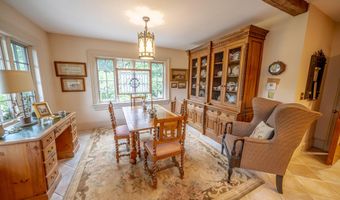 48 Old Searsport Ave, Belfast, ME 04915