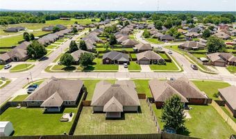1232 Big Oak Dr, Alma, AR 72921