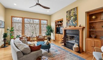 33903 Mill Creek Cir, Adel, IA 50003