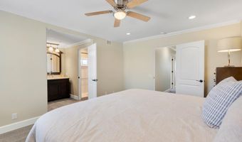 3181 Goldenspur Dr, Camarillo, CA 93010