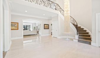 10823 LOCKLAND Rd, Potomac, MD 20854