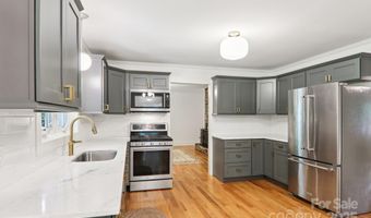 445 Chunns Cove Rd A, Asheville, NC 28805