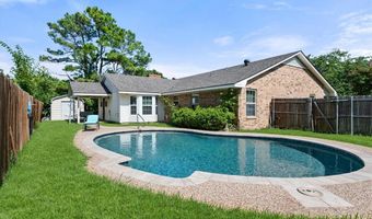 102 E Hopper St, Alvarado, TX 76009