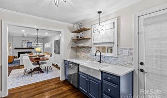 2115 Chatham Ave, Charlotte, NC 28205