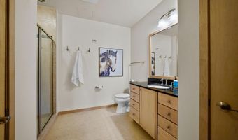 1802 Monroe St 202, Madison, WI 53711