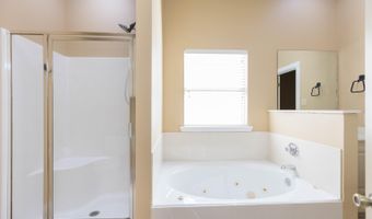 9320 Boone Dr, Baton Rouge, LA 70810