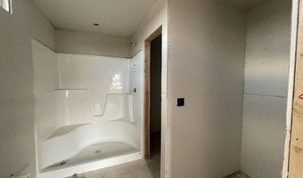 1633 N Wildflower Ct, Andover, KS 67002