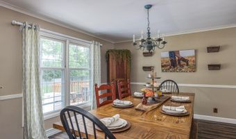 11 MEADOWBROOK Ct, Appleton, WI 54914