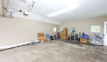 304 Oak St, Angola, IN 46703