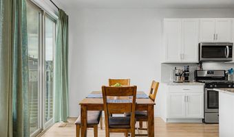 121 S Vandriver Way, Aurora, CO 80018