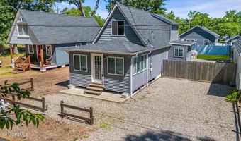 375 E Barnegat Ave, Bayville, NJ 08721