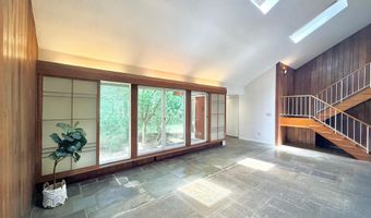 6819 SELKIRK, Bethesda, MD 20817