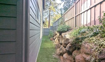 2337 NW Debron Ln, Bend, OR 97703