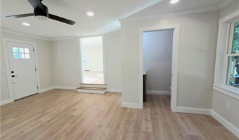 513 Knotty Oak Rd, Coventry, RI 02816