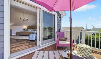 9 Dudley Dr, Narragansett, RI 02882