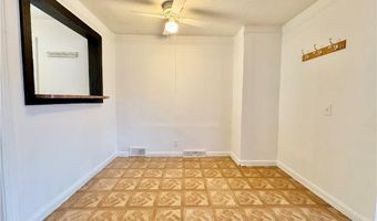 569 Broadway St, Austin, IN 47102