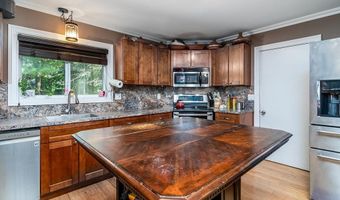 686 Gardner Rd, Exeter, RI 02822