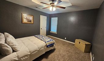 916- B Bronstad Dr, Andrews, TX 79714