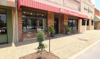 107 E MADISON Ave, Bastrop, LA 71220