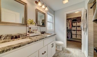 5585 Bear Creek Pass, Auburn, IN 46706