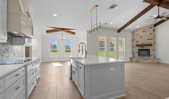 150 Chateau Bnd, Ardmore, OK 73401