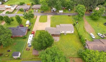 605 6Th St, Barling, AR 72923
