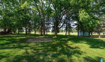 2013 E Sylvan Cir, Brandon, SD 57005